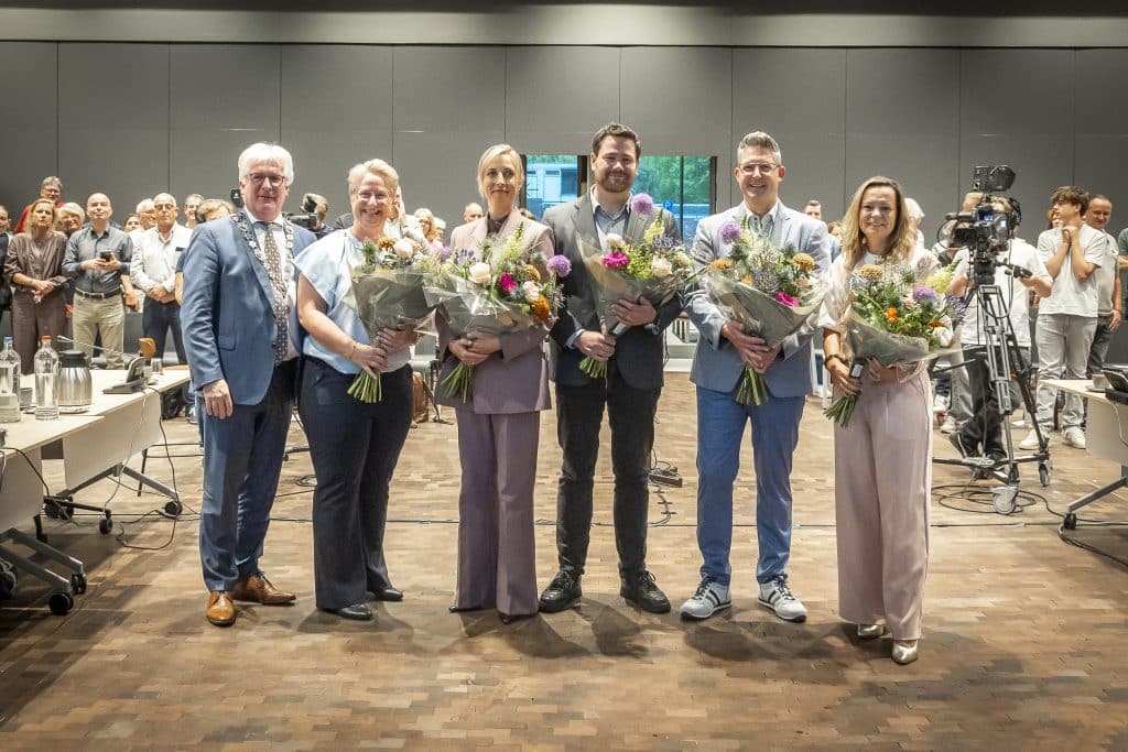 Nieuw college van Roosendaal geïnstalleerd: ‘We doen het samen!’