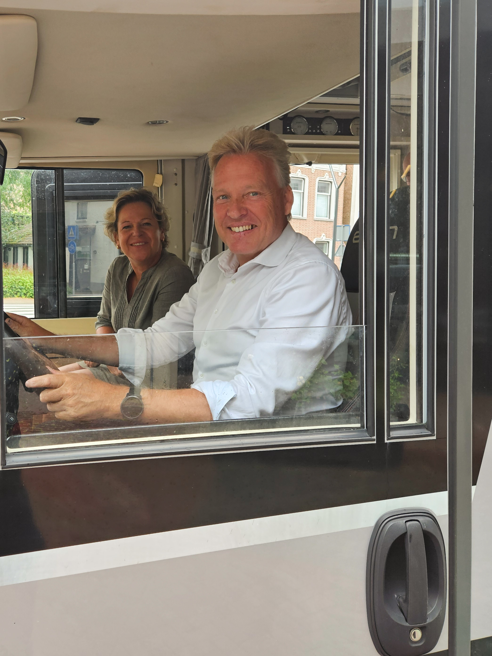 Burgemeester en zijn vrouw gaan kennismaken in wijken en dorpen