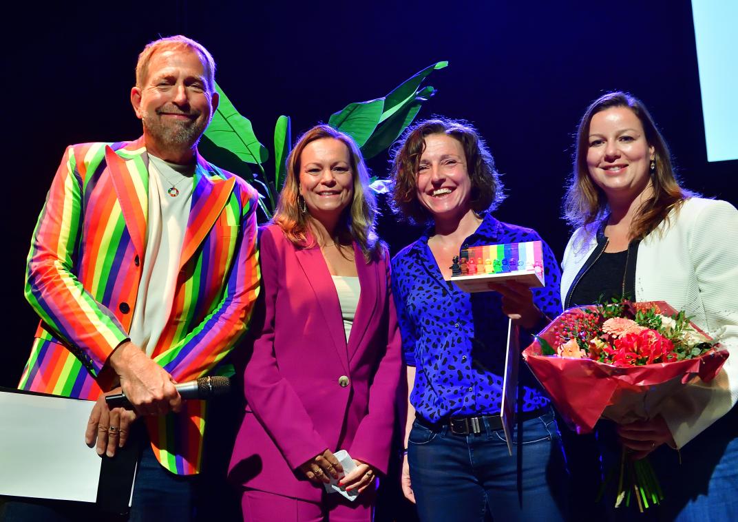 Bravis ziekenhuis wint Roosendaalse Regenboog Award